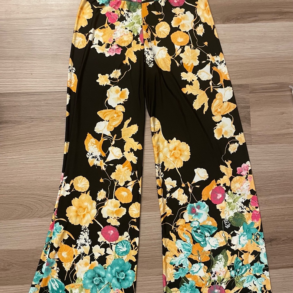Floral Wide-Leg Women's Pants, Size: S